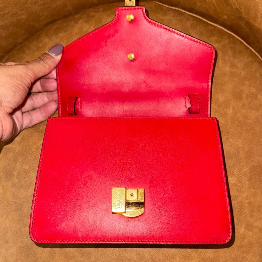 Gucci Sylvie Red Calfskin and Gold Mini Bag with Chain - Picture 10 of 16